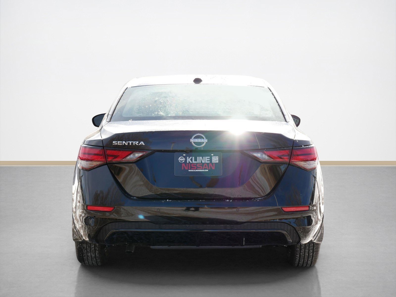 2025 Nissan Sentra SV photo 3