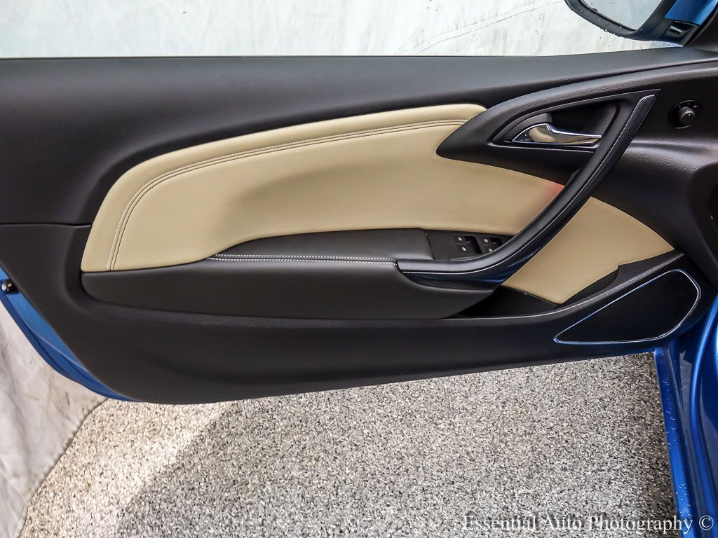 2017 BUICK CASCADA - Image 19