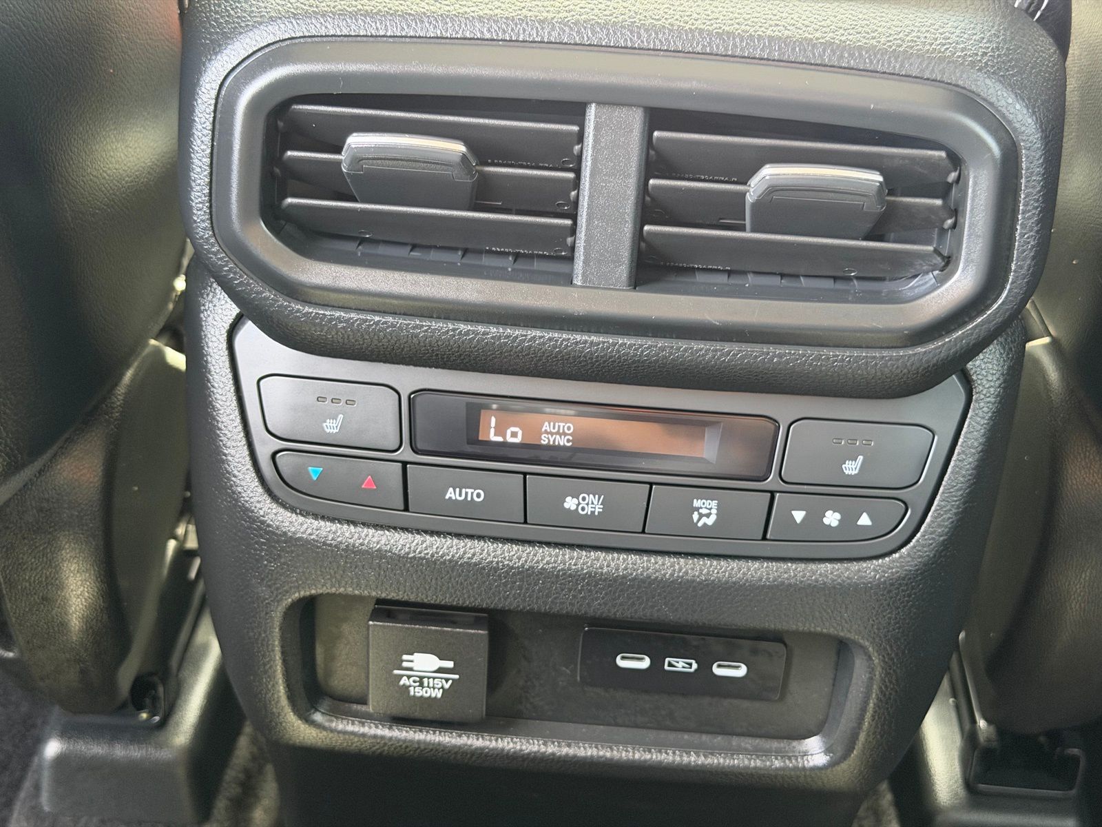 2025 Honda Pilot Elite photo 29
