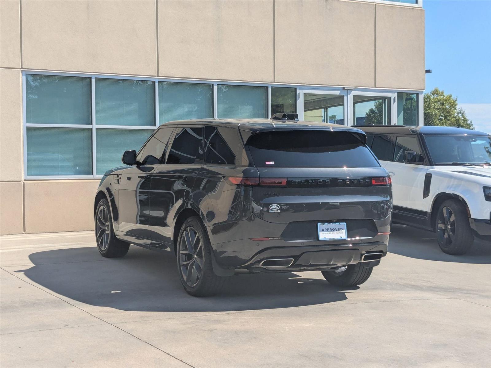 2024 Land Rover Range Rover Sport SE photo 7