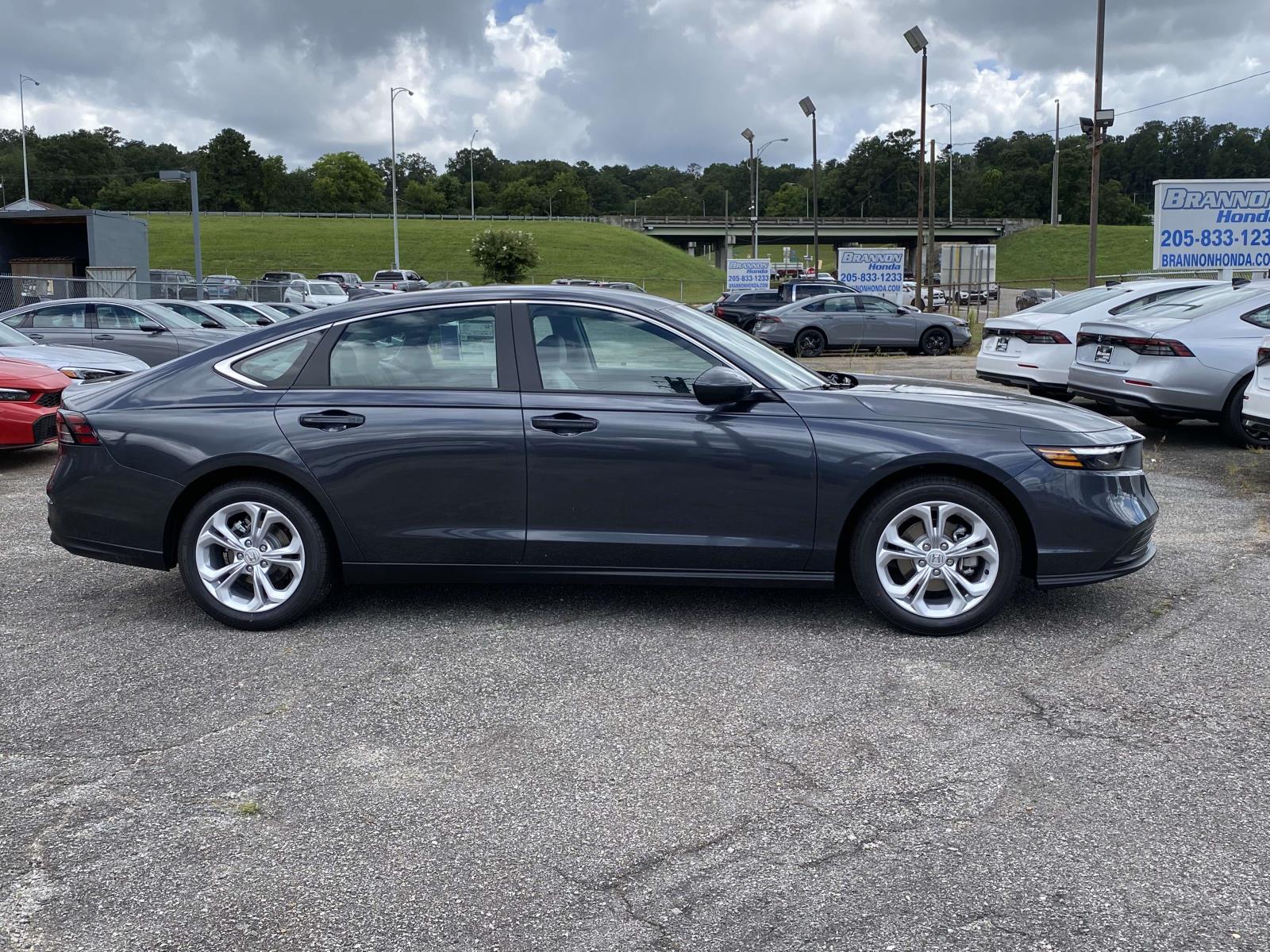 2025 Honda Accord LX photo 2