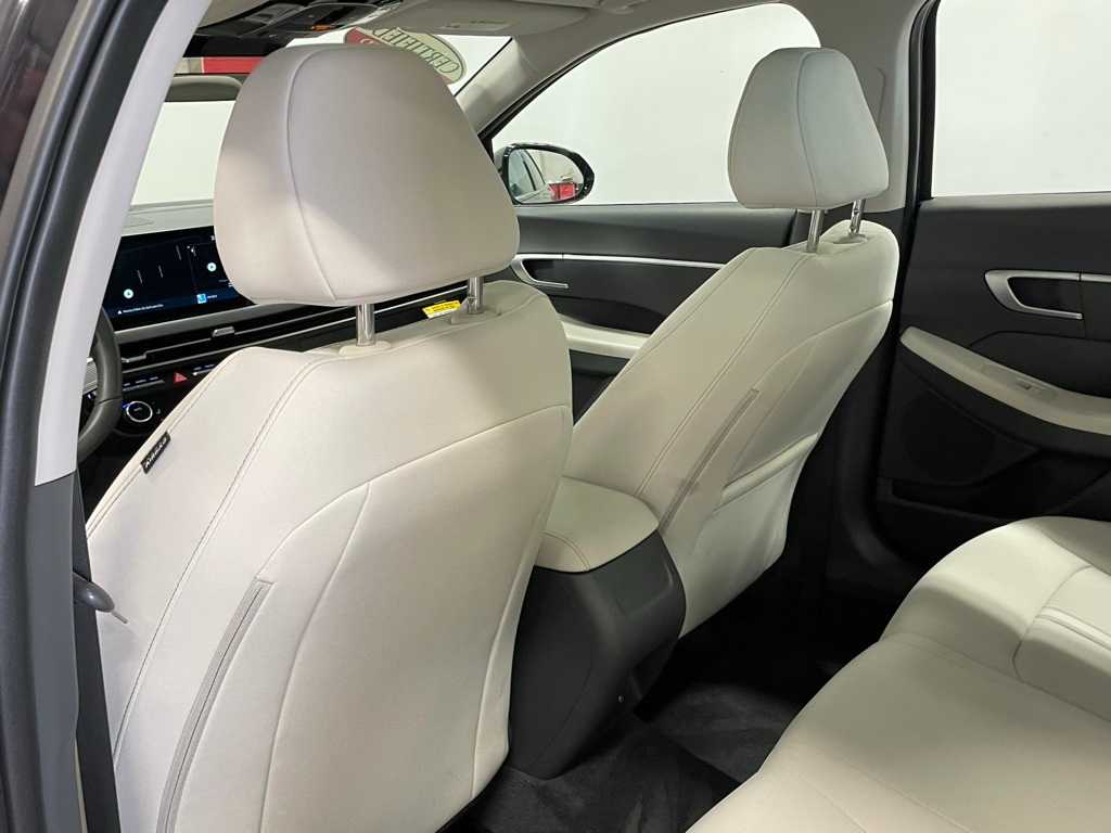 2024 Hyundai Sonata SEL Convenience photo 21