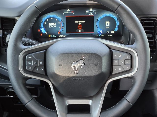2025 Ford Bronco Outer Banks photo 10