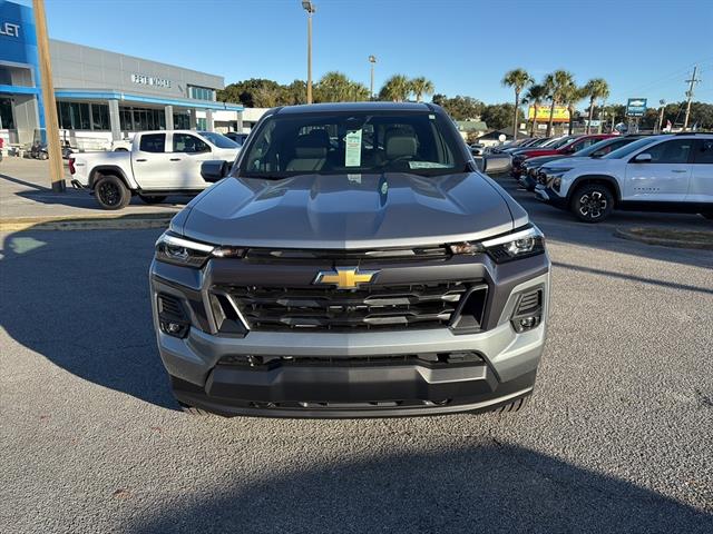 2026 Chevrolet Colorado LT photo 2