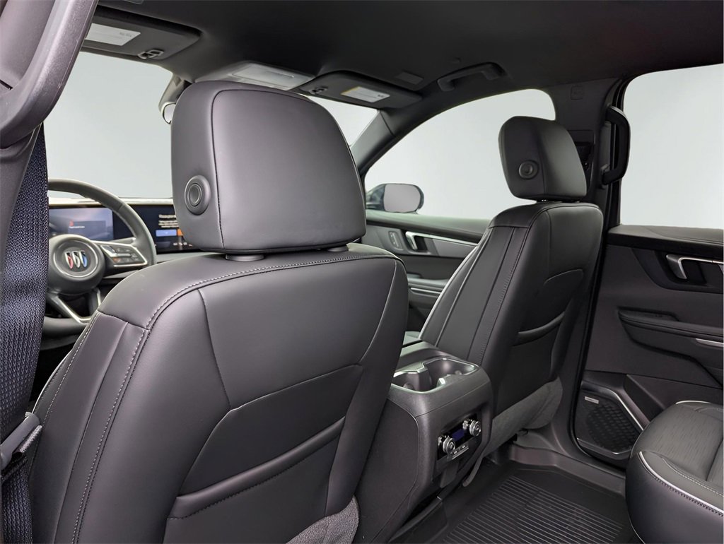 2025 Buick Enclave Sport Touring photo 19