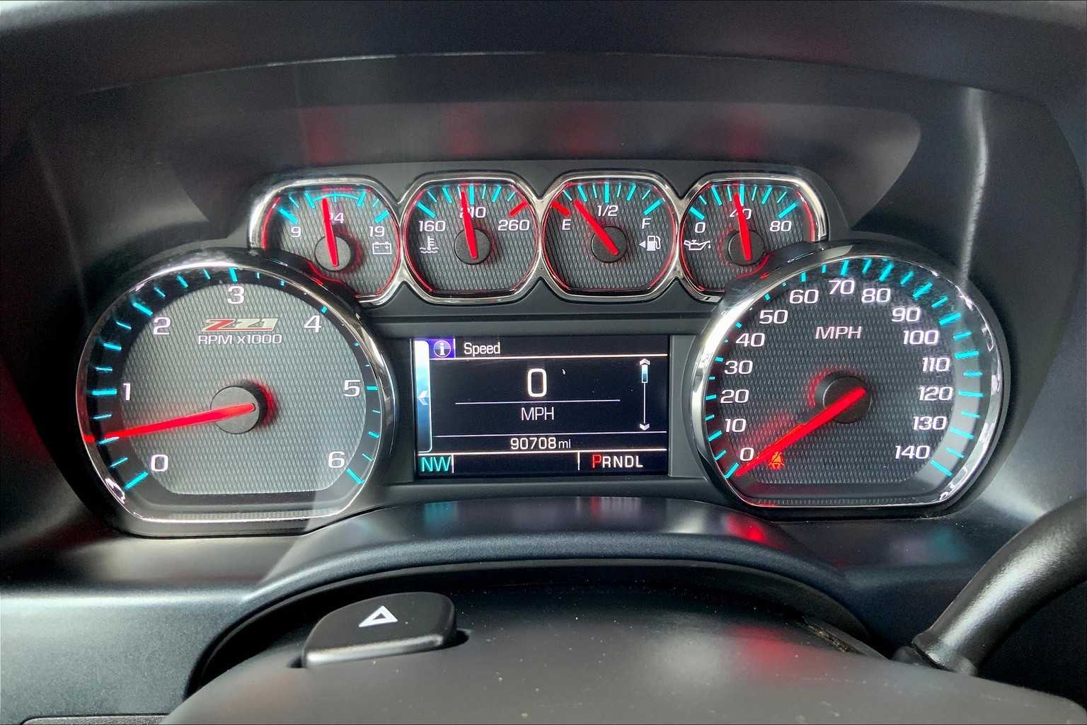 2018 Chevrolet Silverado 1500 LT photo 23