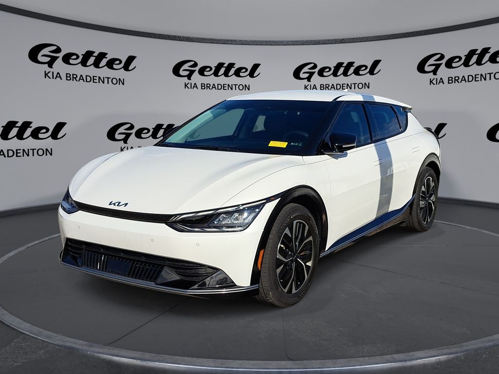 2022 Kia Ev6 Wind's photo