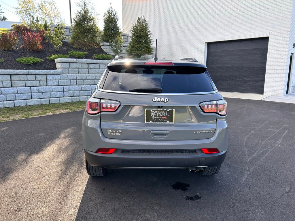 2020 Jeep Compass Limited photo 3