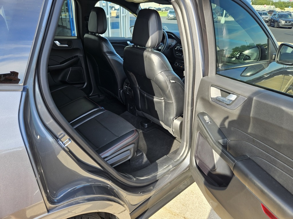 2024 Ford Escape ST-Line photo 13