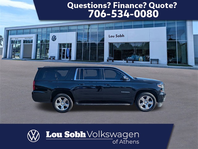 2016 Chevrolet Suburban LT's photo