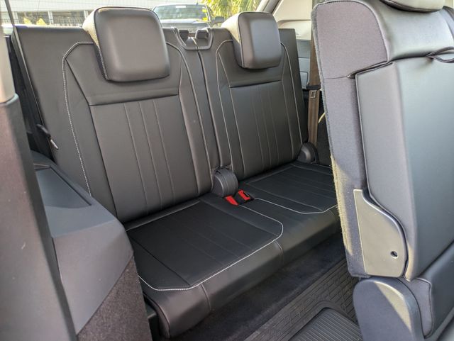 2022 Volkswagen Tiguan SE photo 22