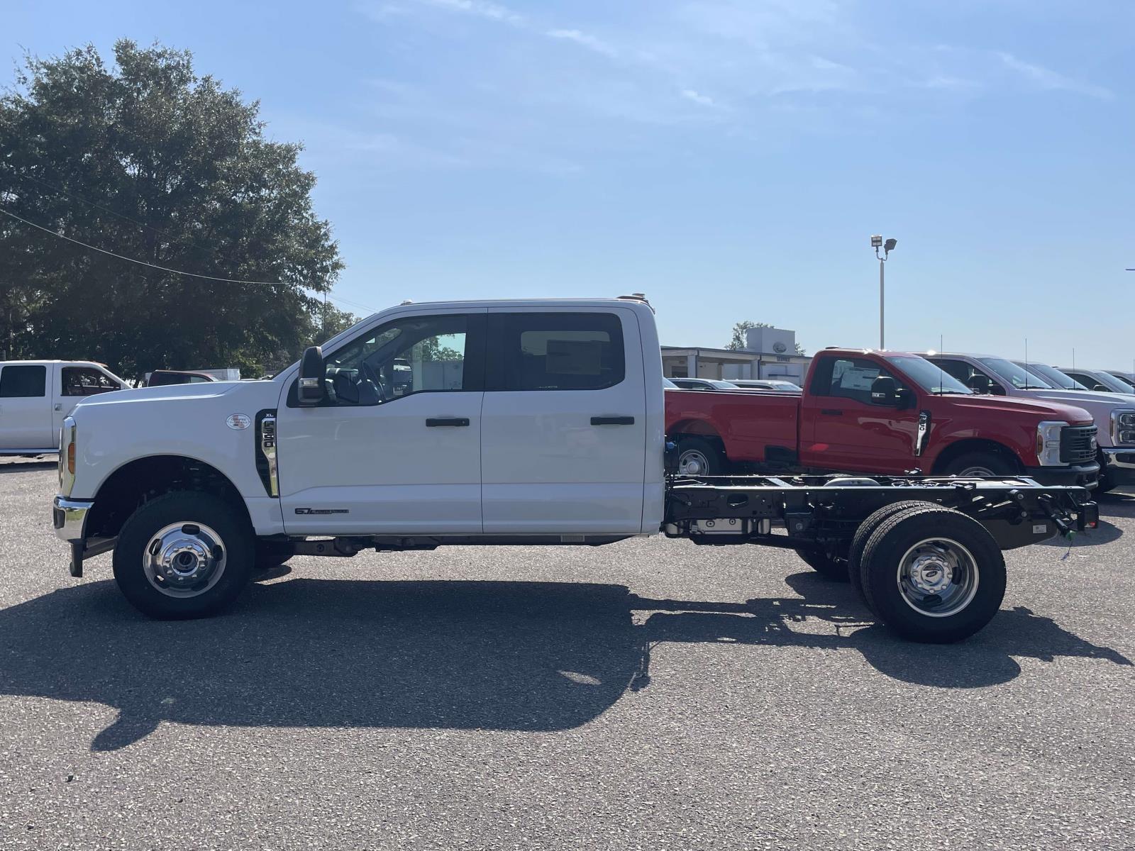 2026 Ford F-350 XL photo 6
