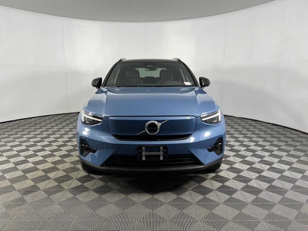 2023 Volvo XC40 Recharge Ultimate photo 9