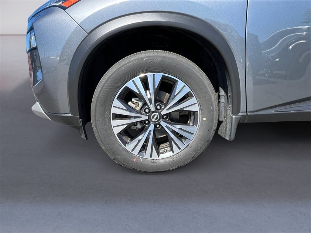 2023 Nissan Rogue SV photo 8