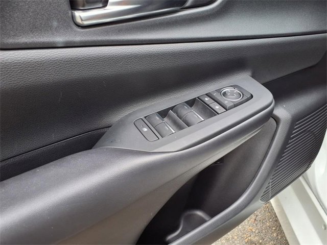 2023 Toyota Prius Prime SE Premium photo 17