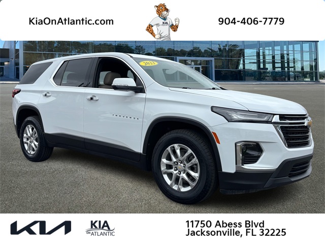 2023 Chevrolet Traverse LS's photo