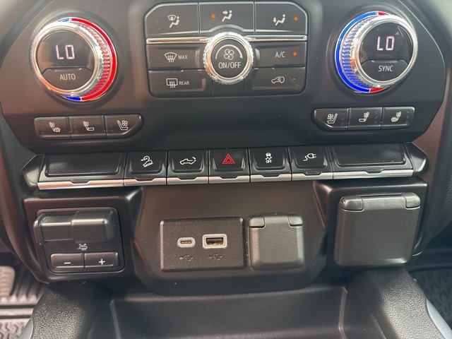 2021 Gmc Sierra 3500 HD AT4 photo 28