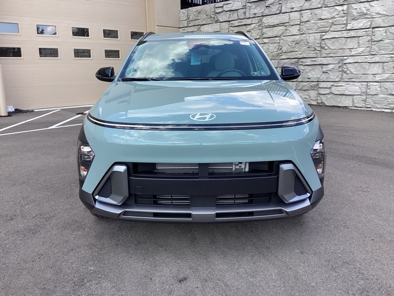 2026 Hyundai Kona SEL photo 2