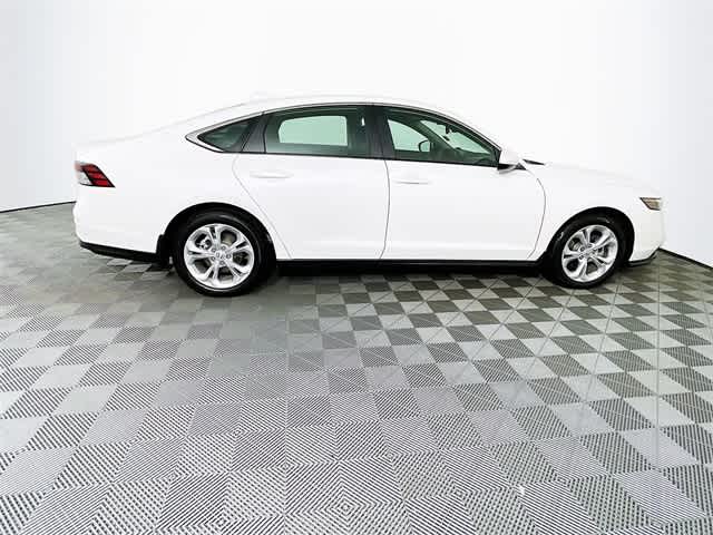 2025 Honda Accord LX photo 9