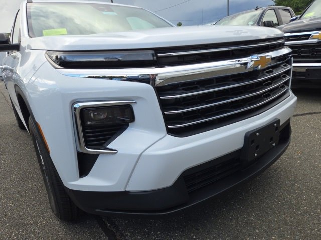 2026 Chevrolet Traverse photo 3