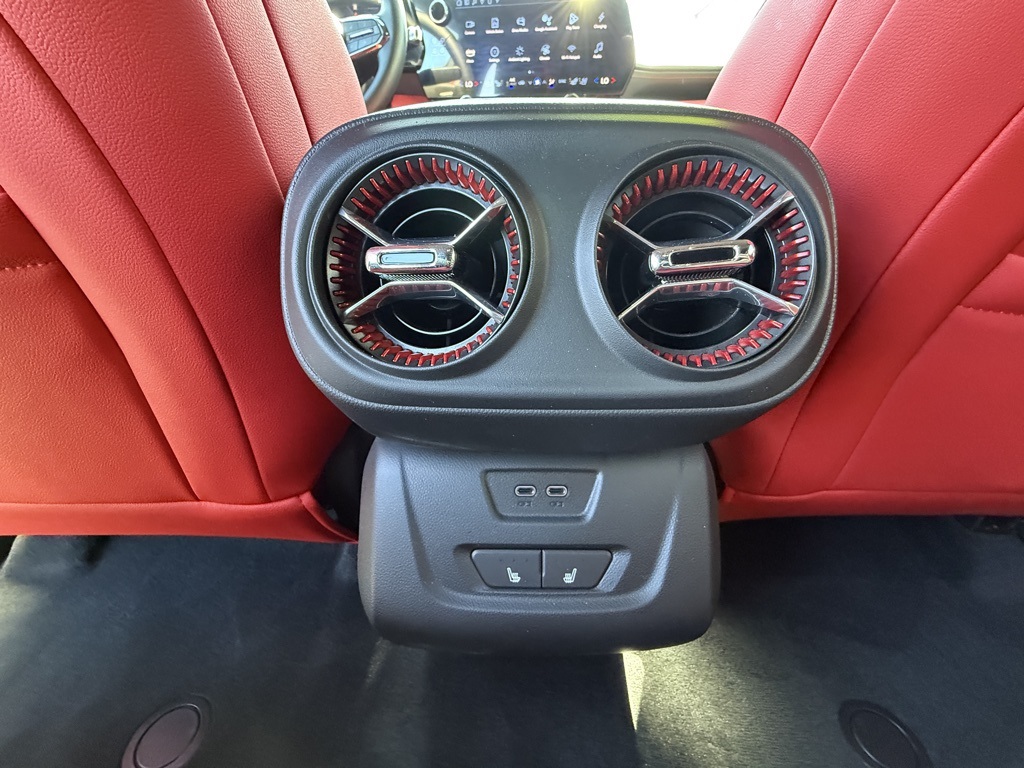 2024 Chevrolet Blazer EV RS photo 11