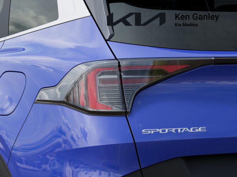 2026 Kia Sportage EX photo 3