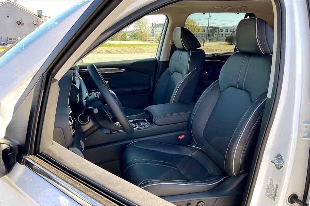 2025 Honda Pilot Elite photo 10