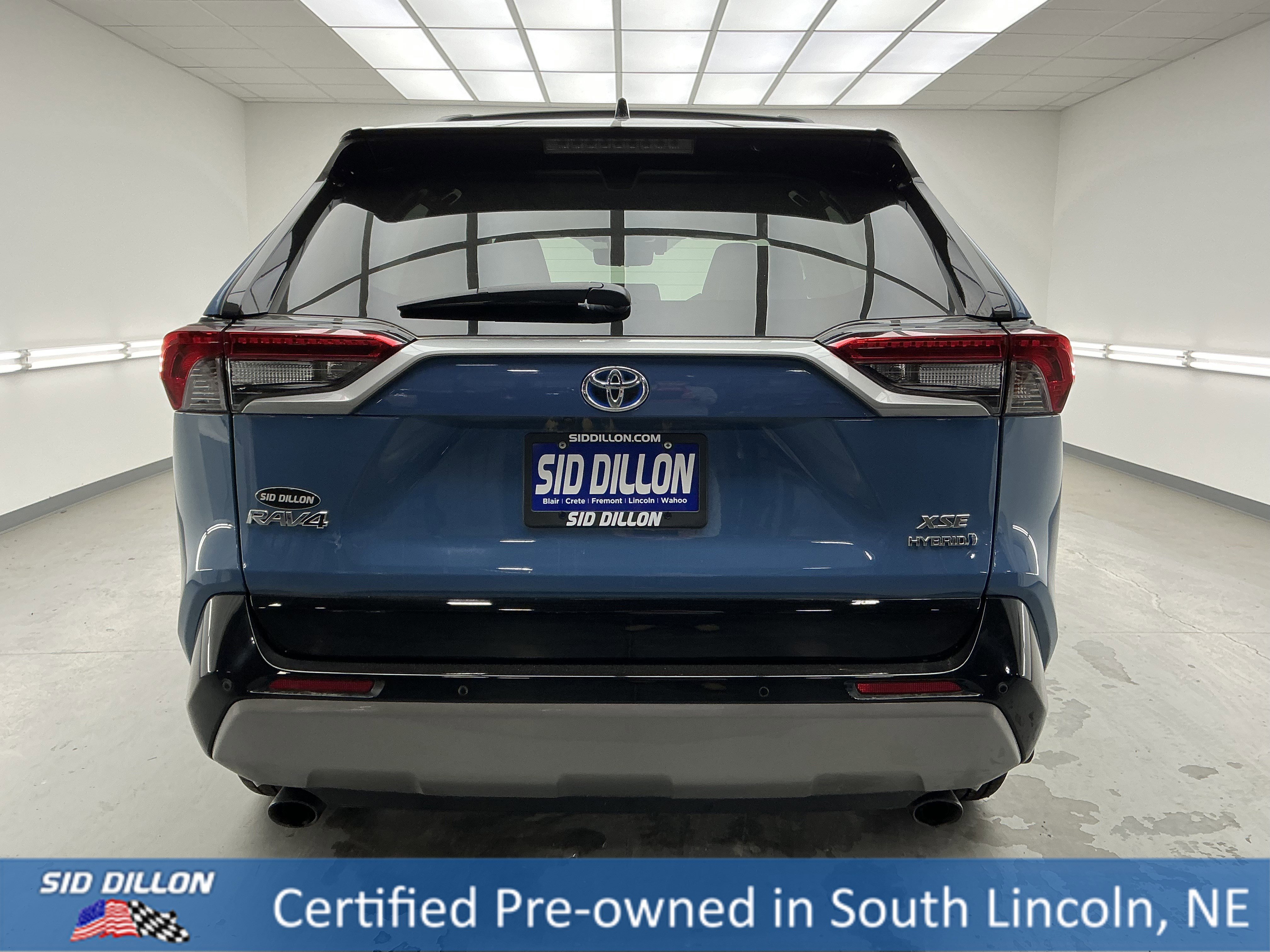 Image of Toyota RAV4 Hybrid XSE