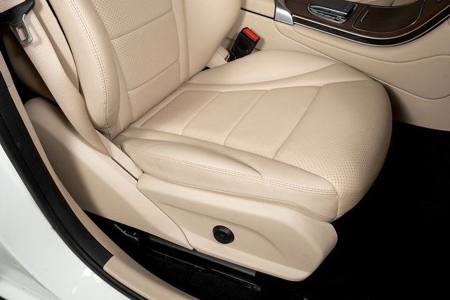 2022 Mercedes Benz GLC 300 4MATIC photo 49
