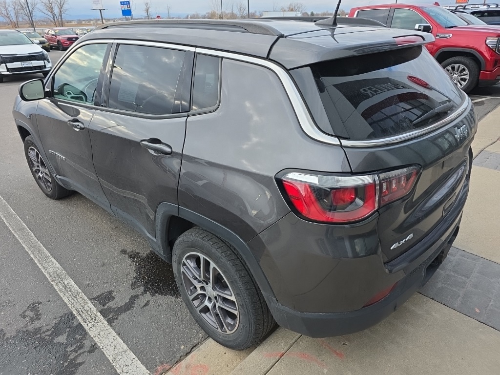 2017 Jeep Compass Latitude photo 3