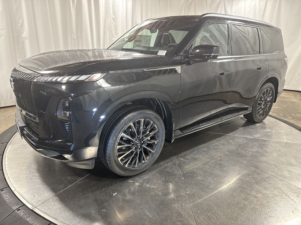 2026 INFINITI QX80 Autograph's photo