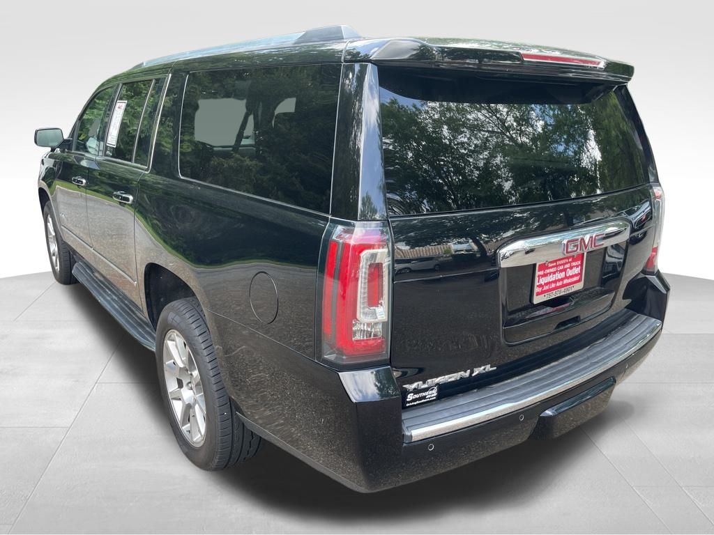 2020 Gmc Yukon XL Denali photo 2