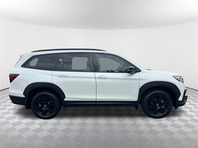 2022 Honda Pilot TrailSport photo 4