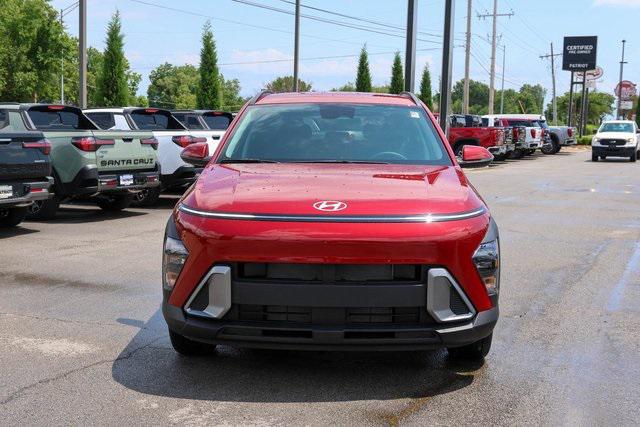 New 2025 Red Hyundai SEL Convenience FWD image 2