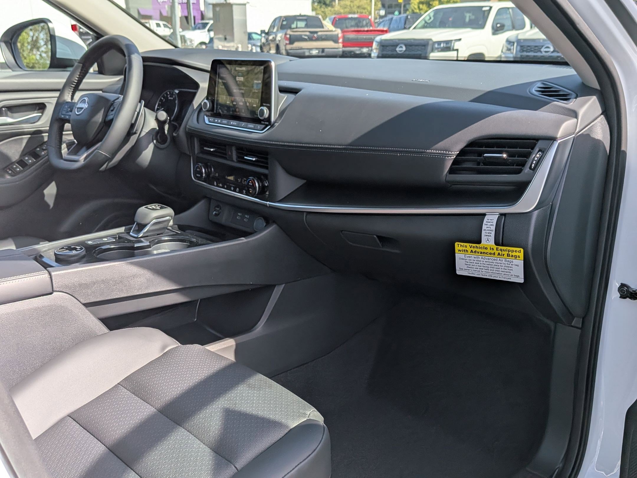 2026 Nissan Rogue SV photo 22