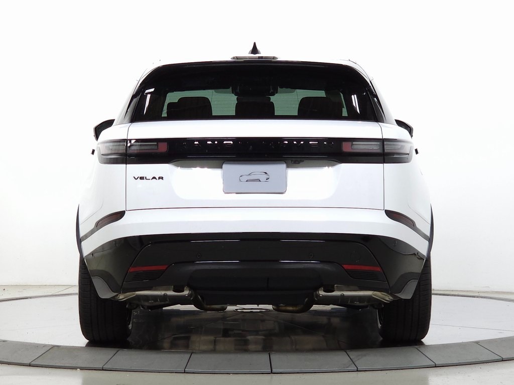 2026 Land Rover Range Rover Velar SE photo 4