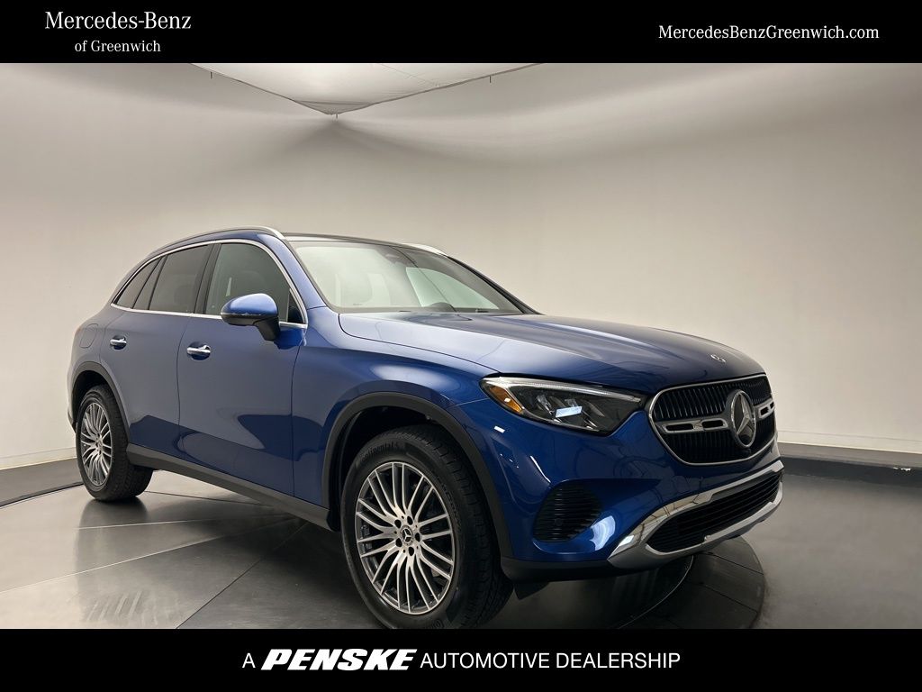 2026 Mercedes-Benz GLC Base's photo
