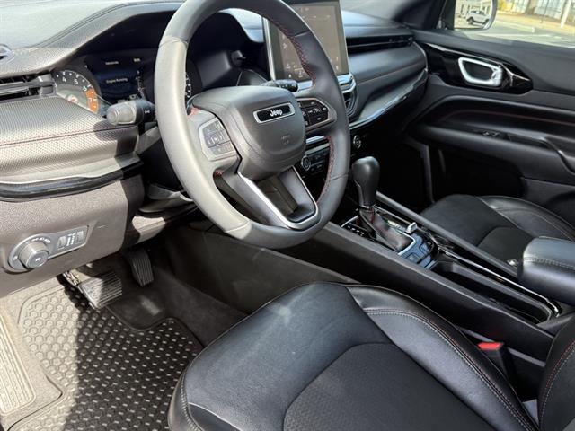 2023 Jeep Compass Trailhawk photo 4