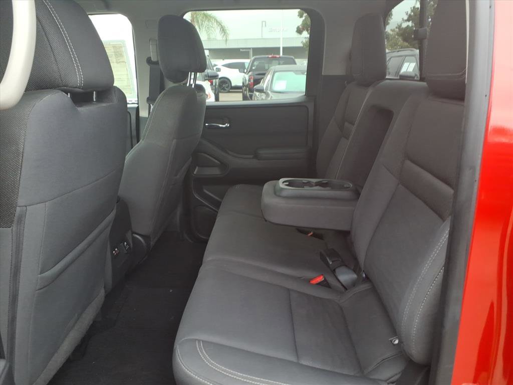 2022 Nissan Frontier SV photo 19