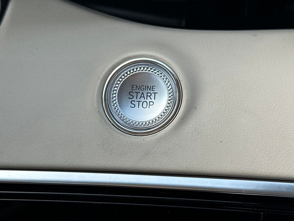 2022 Genesis GV70 2.5T photo 15