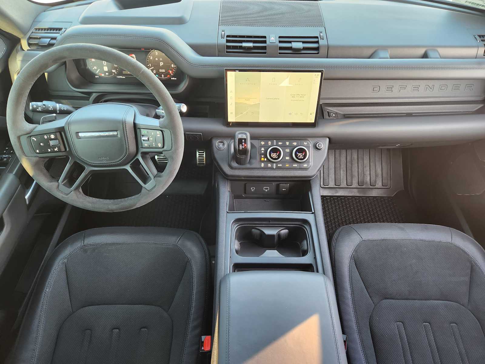 2024 Land Rover Defender Carpathian Edition photo 27