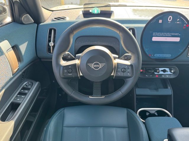2025 Mini Countryman photo 15