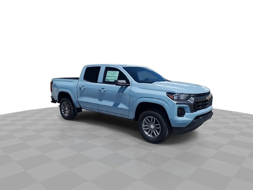 2025 Chevrolet Colorado Work Truck LT photo 2