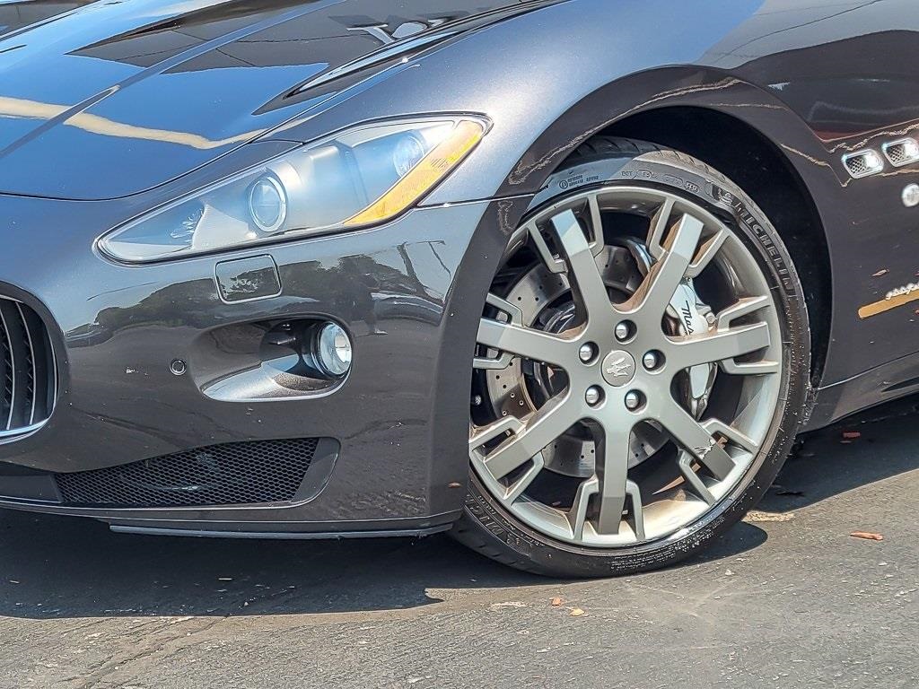 2010 Maserati Granturismo Base photo 3