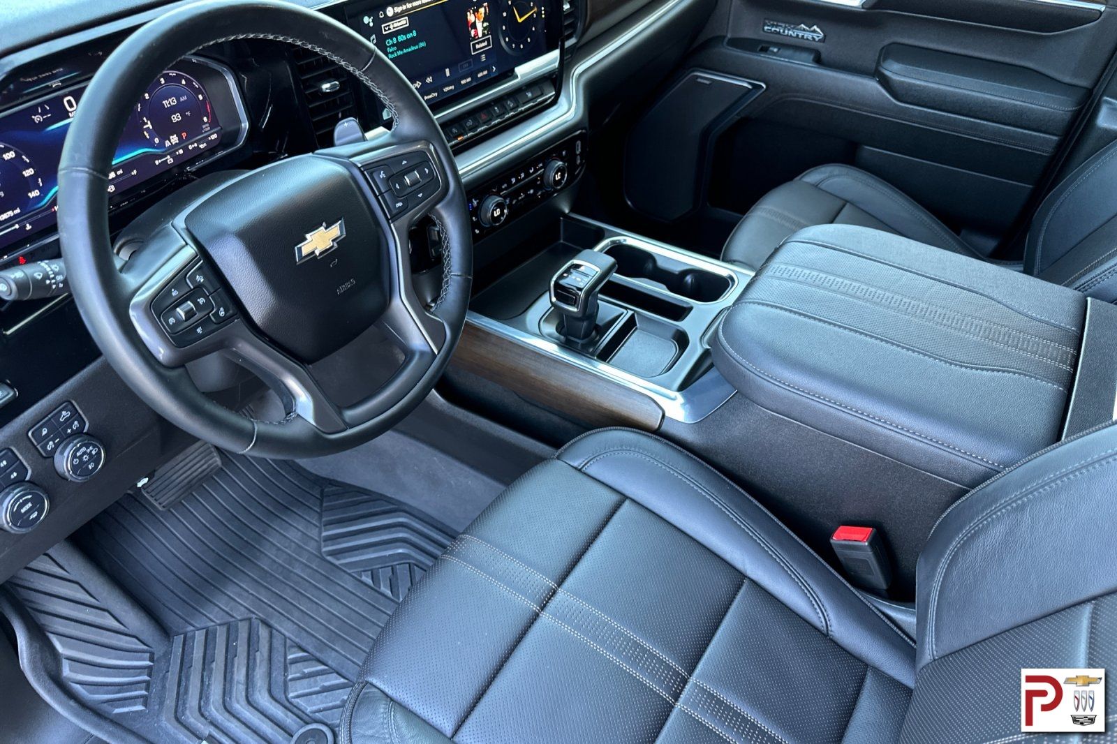 2024 Chevrolet Silverado 1500 High Country photo 10
