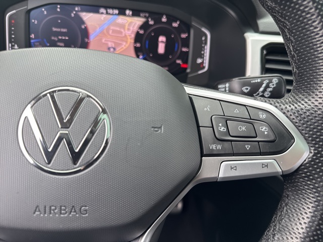 2023 Volkswagen Atlas V6 SEL Premium R-Line photo 25