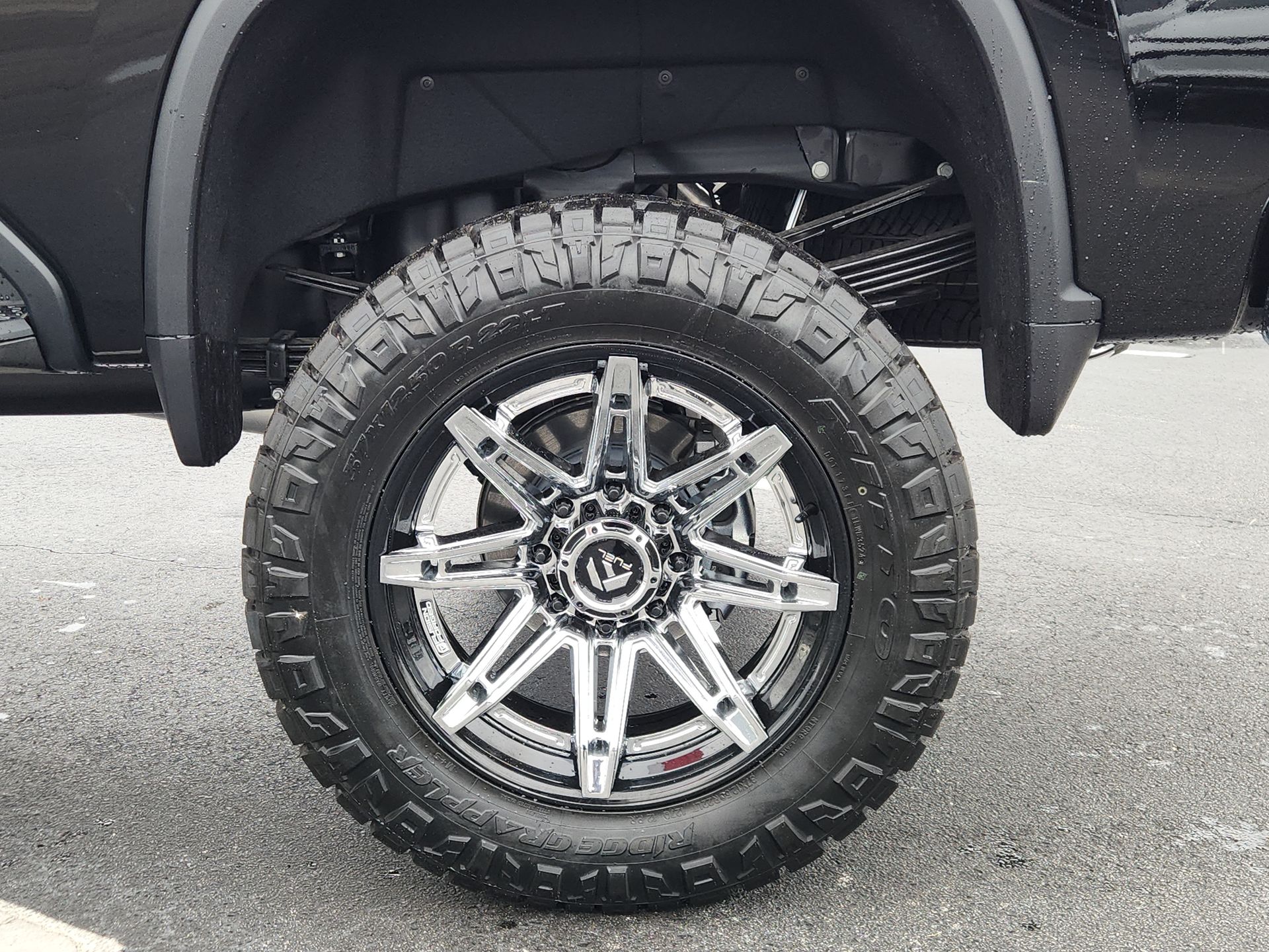 2025 Chevrolet Silverado 2500HD LT photo 29