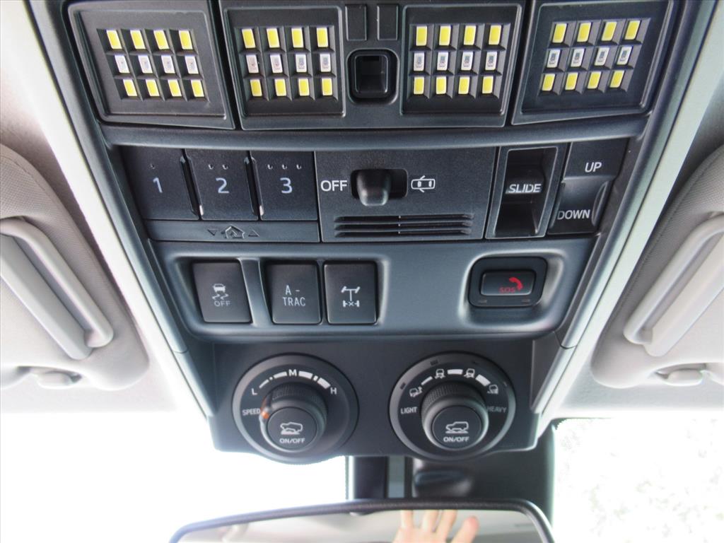 2023 Toyota 4Runner TRD Off-Road Premium photo 27