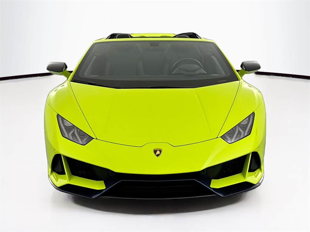 2020 Lamborghini Huracan Evo Spyder photo 2