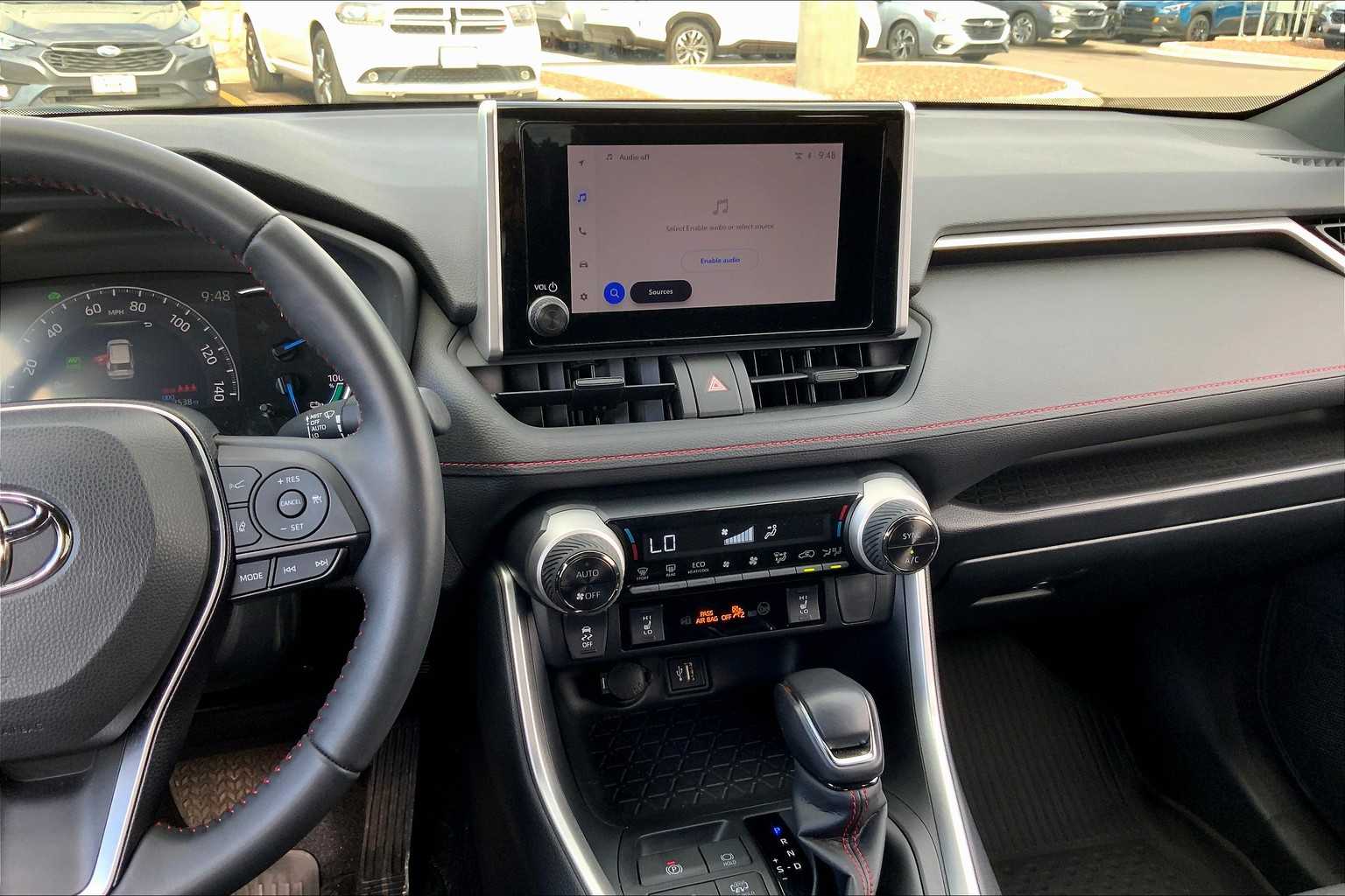 2024 Toyota RAV4 Prime SE photo 6